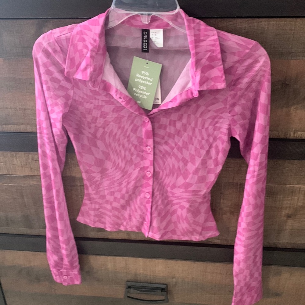 Women’s top from H&M size XS brand new with tags
